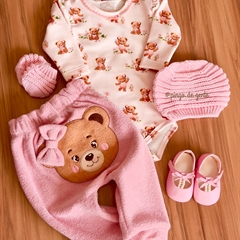 Conjunto Body e Calça Plush Boculé Bordado Bumbum Ursinha Rebeca