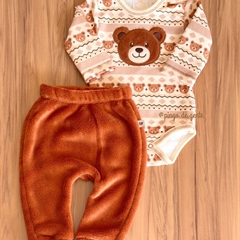 Conjunto Body Moletinho Bordado Fofinho e Calça Pelúcia Ursinho Breno